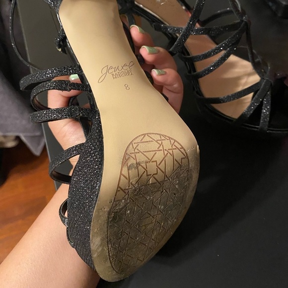 Jewel Badgley Mischka Taura Glitter Heels - Picture 10 of 11